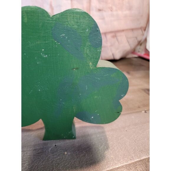 Wooden Happy St Patrick’s day clover decor spring - Picture 4 of 5
